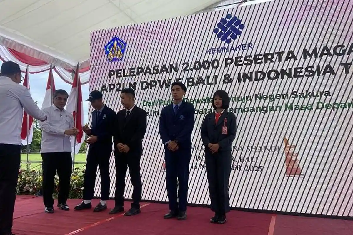 Acara Penutupan Digelar di Bali, Menaker Yassierli Lepas 2.183 Peserta Magang ke Jepang