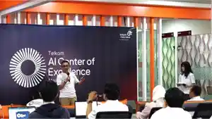 Foto-1-Direktur-IT-Digital-Telkom-Faizal-Rochmad-Djoemadi-memberikan-sambutan-dalam-agenda-AI.jpg