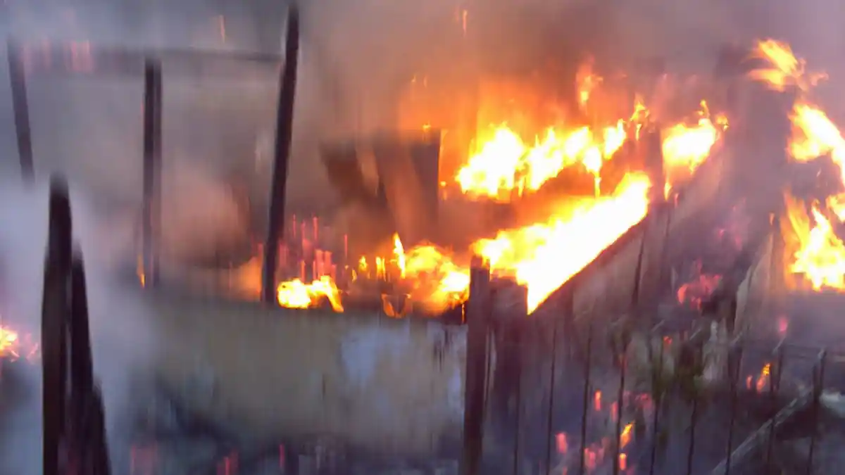 Ditinggal Mudik, Delapan Rumah di Cipinangmuara Ludes Terbakar