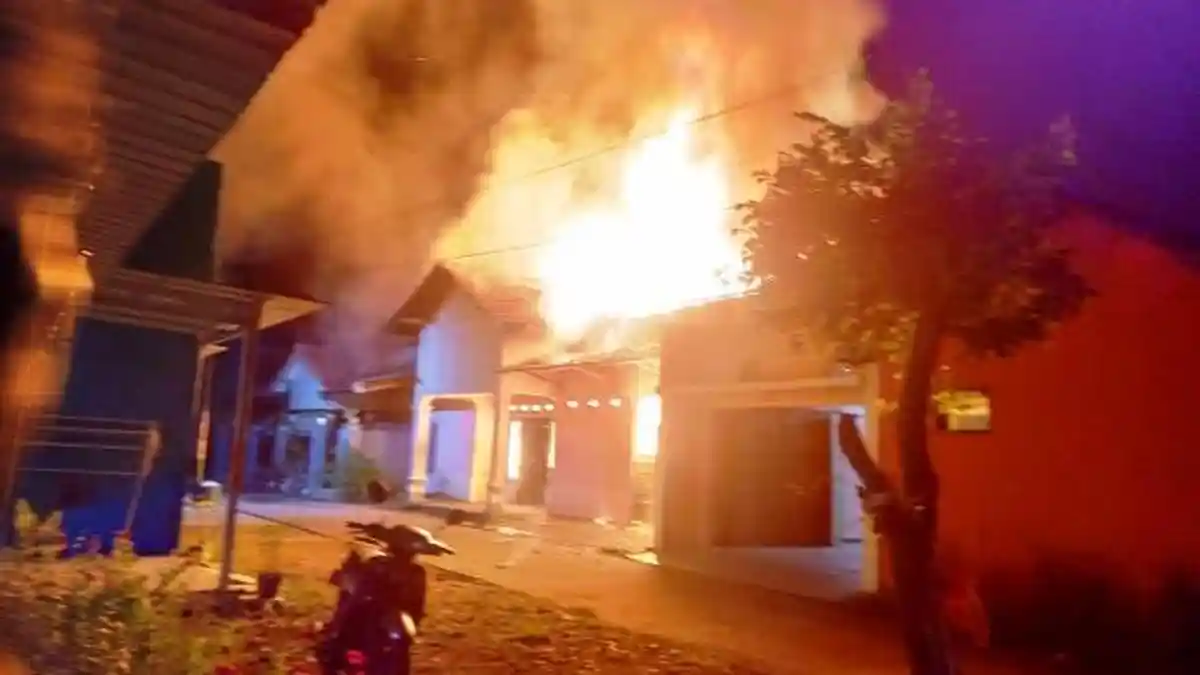 Rumah Produksi Kerupuk di Sarirejo Pati Kebakaran
