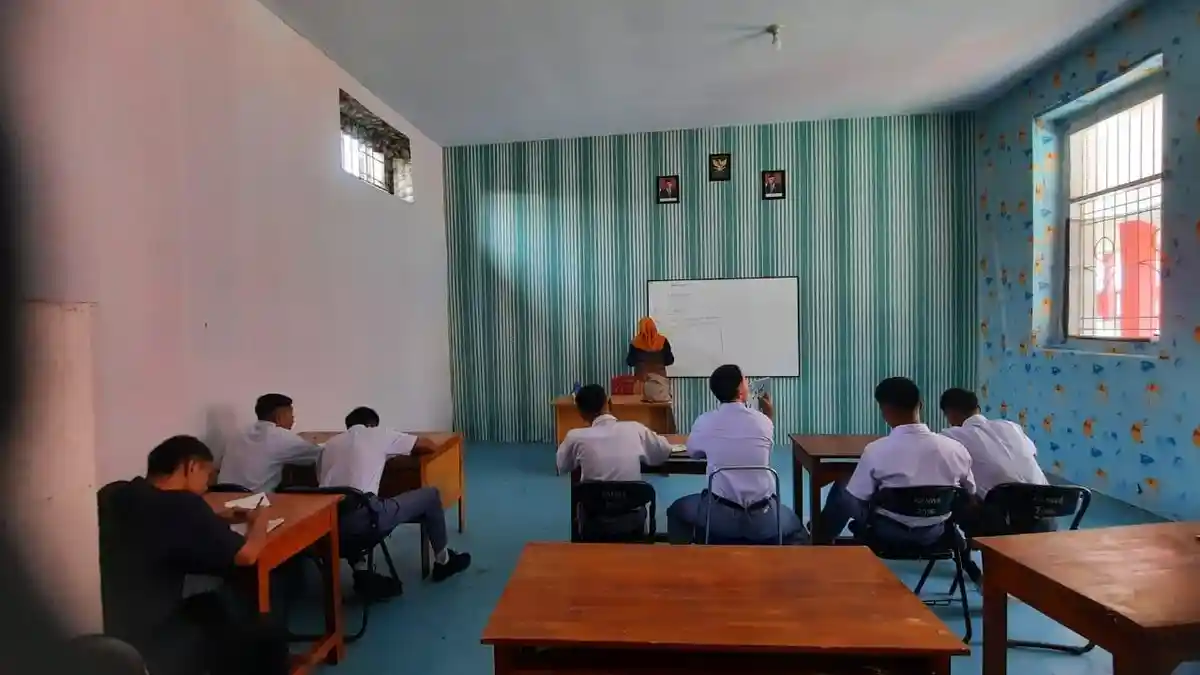 Anak Binaan LPKA Kelas II Ternate Peroleh Pendidikan Formal dari Sanggar Kegiatan Belajar