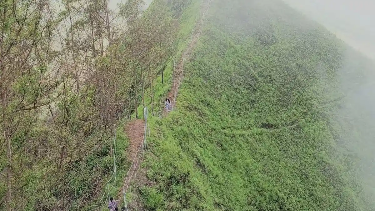 Wisata Flores, Bukit Watunariwowo "Bukit Avatar" di Bajawa Ngada