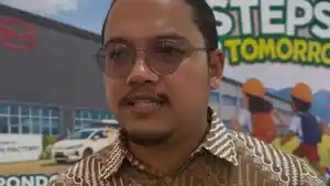 Head-of-Public-and-Government-Relations-BYD-Motor-Indonesia-Luther-4.jpg