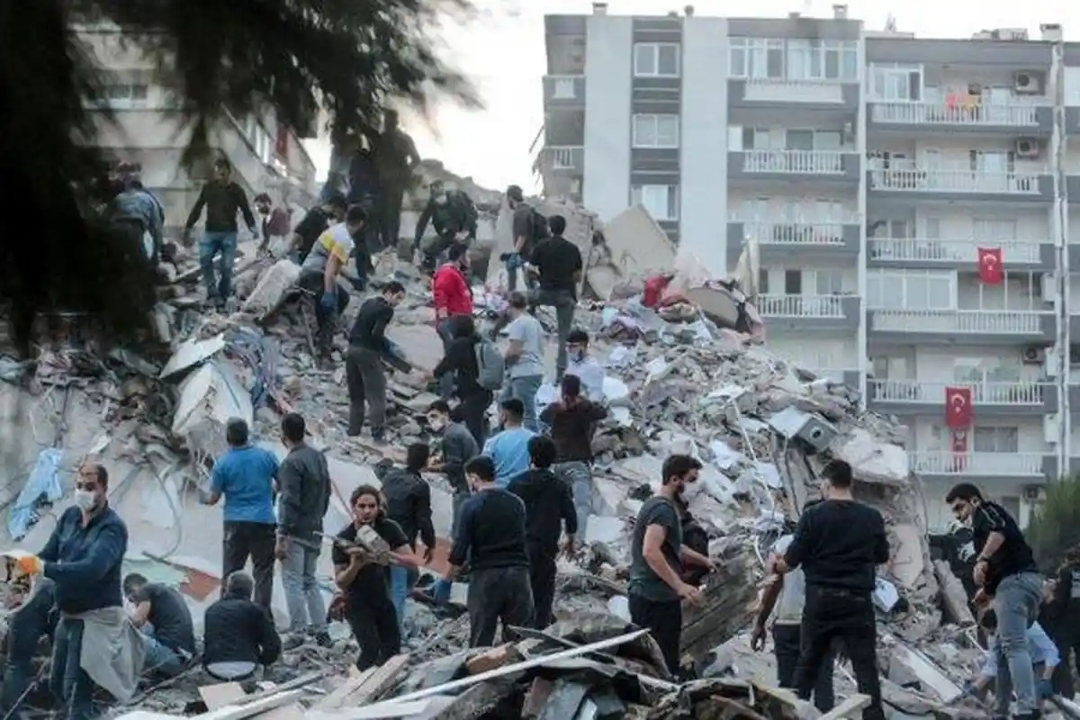 Lupakan Konflik, Turki & Yunani Saling Bantu Tangani Gempa, Erdogan Ucapkan Terima Kasih