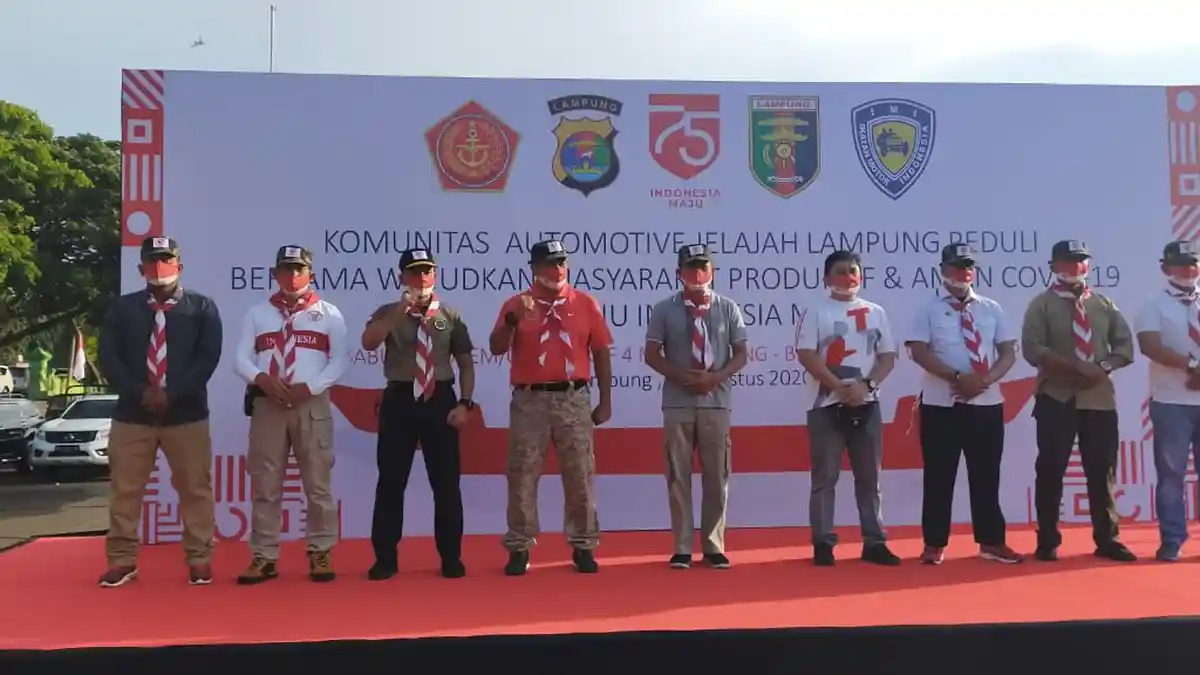 Polda Lampung Salurkan Beras 125 Ton Beras Kepada Warga yang Membutuhkan