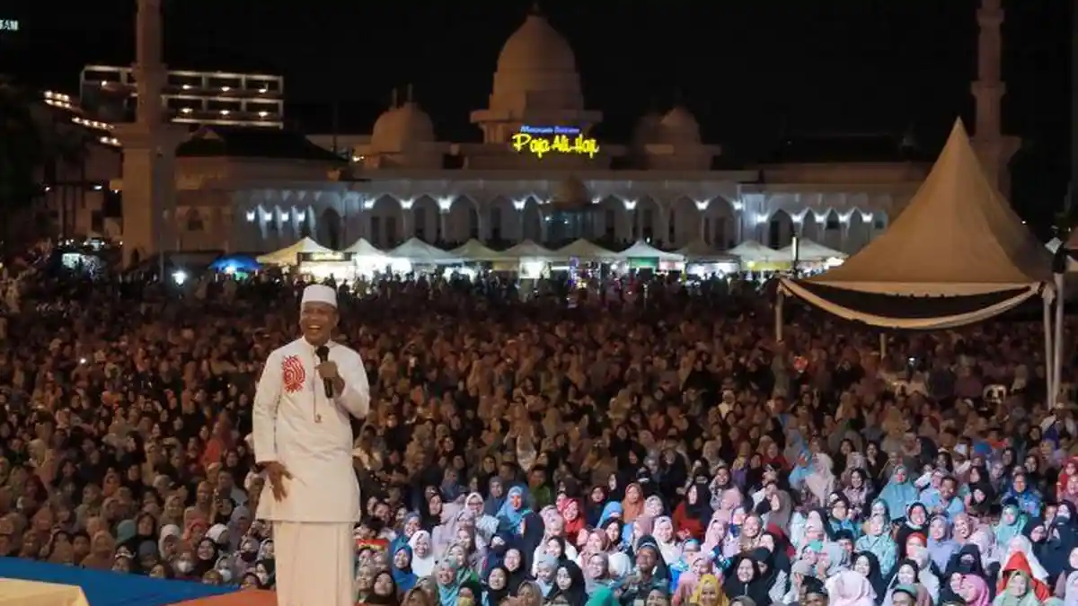 Ustad Das'ad Latif di Batam Angkat Tema Hikmah Isra Miraj  1445 Hijriah