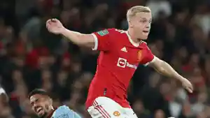 Ajax-Amsterdam-ingin-ajak-pulang-Donny-van-de-Beek-dari-Manchester-United.jpg