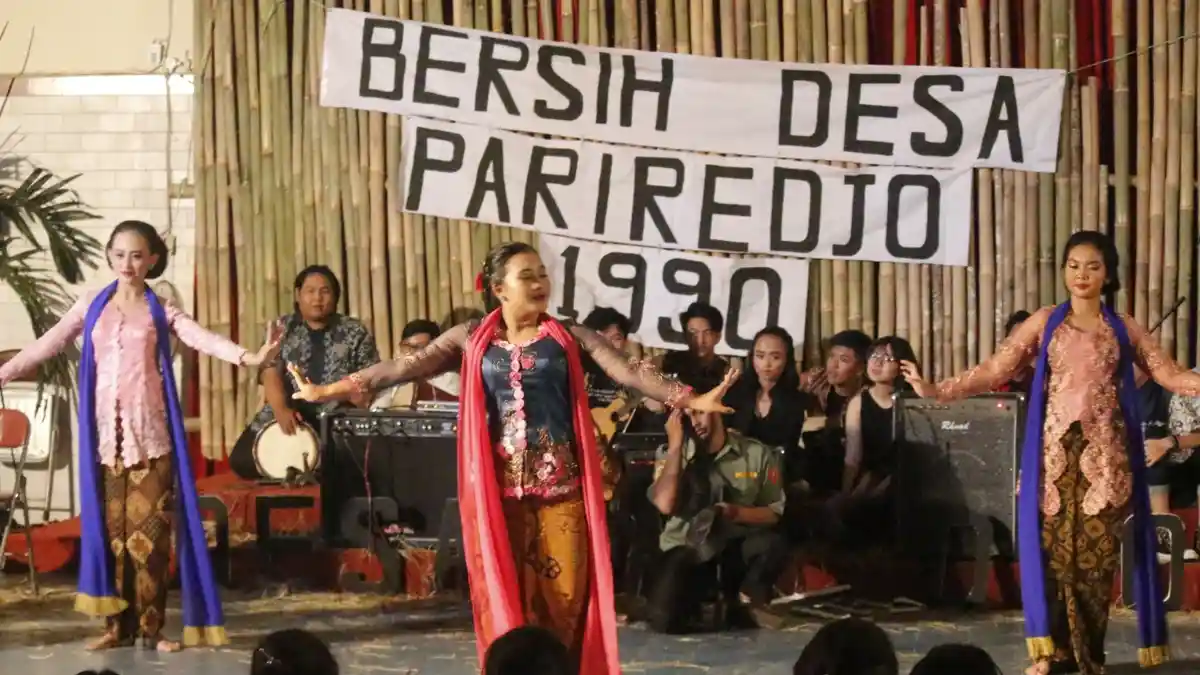 Pentas Teater Abah SMA PL Santo Yosef Solo, Sulastri Tempo Dulu