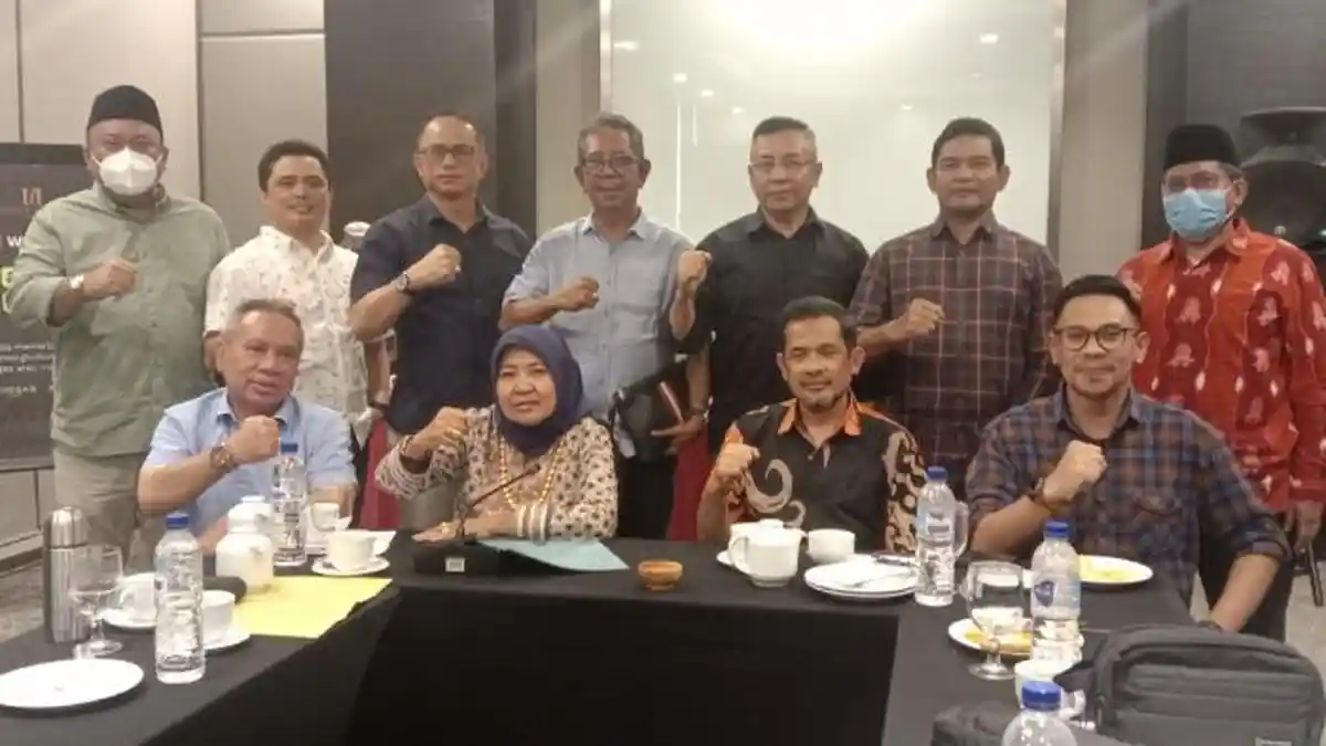 DPRD NTB Kompak Menyeret Fihiruddin ke Meja Hukum, Semua Fraksi Dewan Bersatu