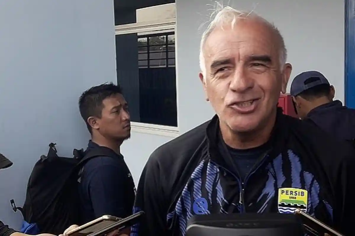 Berita Persib Hari Ini- Laga Persib Bandung Lawan Arema FC Dimajukan, Mario Gomez Tak Ambil Pusing