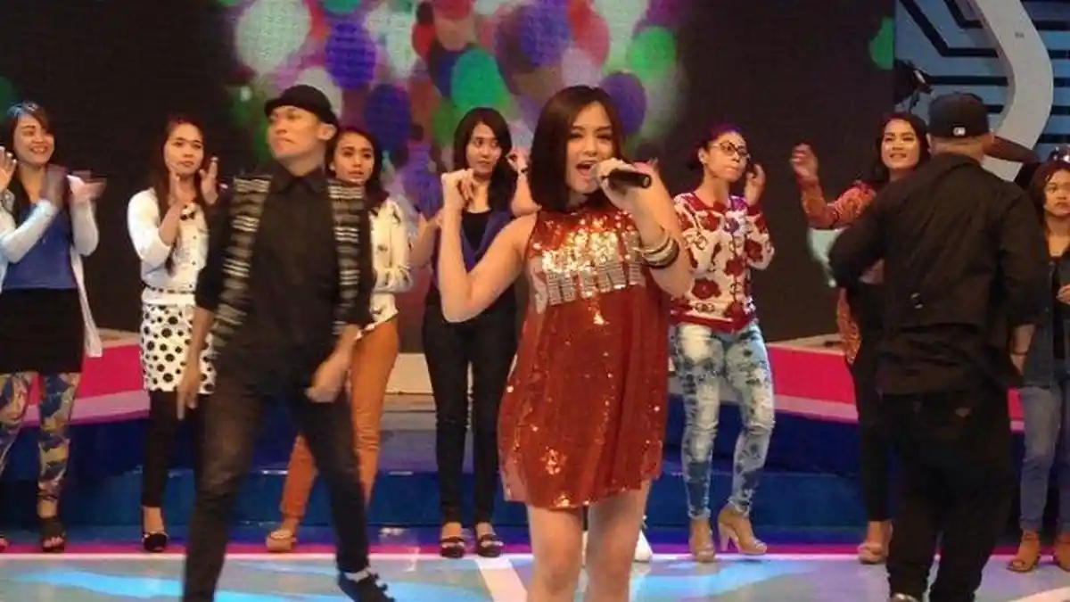 BIODATA Tika T2, Gagal di Ajang Pencarian Bakat, Sukses saat Bersama Grup Musik