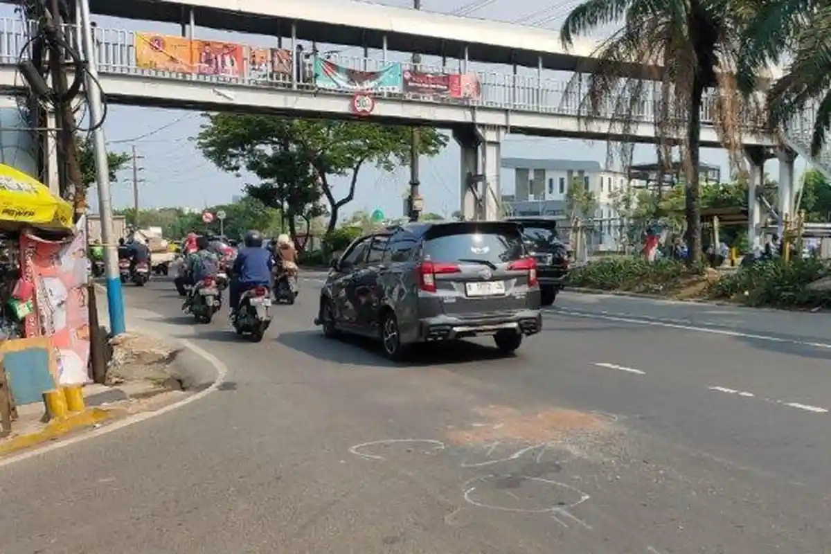 Kecelakaan Hari Ini di Daan Mogot Jakbar, Lansia Tewas Terlindas Truk Usai Motornya Rem Mendadak