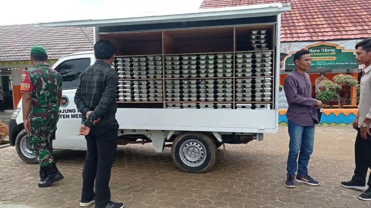 2 Dapur MBG di Mesuji Sudah Beroperasi, Berikan Makanan ke 6.400 Pelajar 