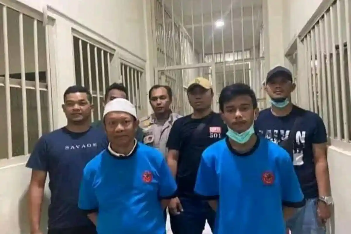 Pelaku Kasus Subang, Yosep dan Istri Muda, Dijemput Paksa Puluhan Polisi, Rumah Sempat Didobrak
