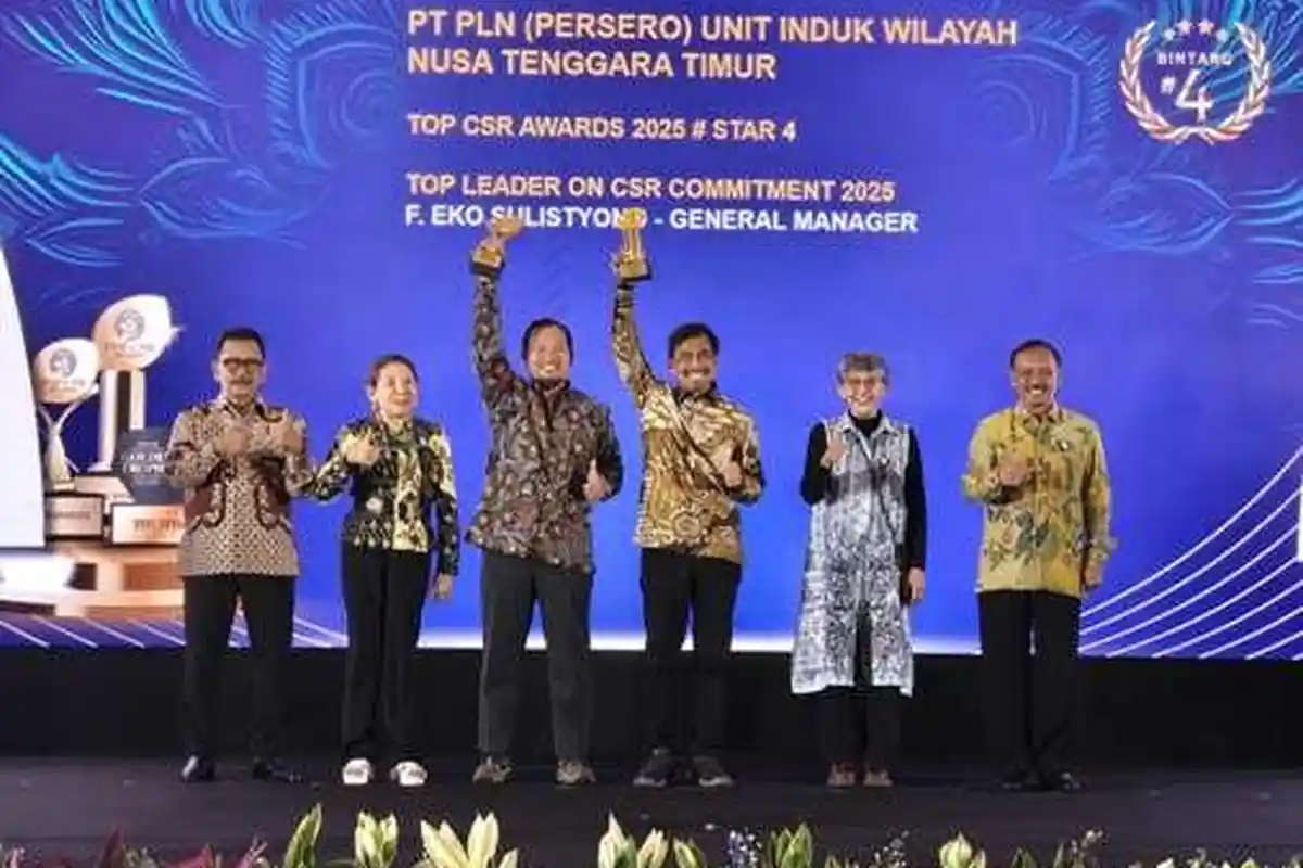 PLN UIW NTT Raih TOP CSR Awards 2025 Bintang 4, Dorong Pemberdayaan Sosial dan Inovasi Berkelanjutan
