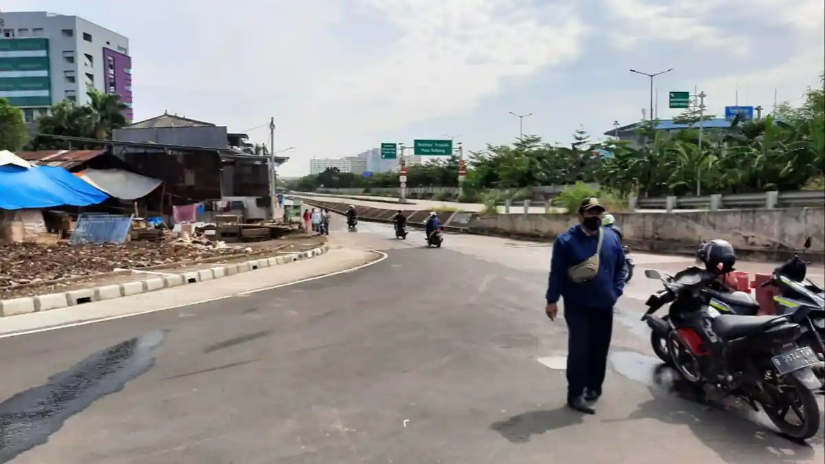 Sistem Satu Arah Mulai Diberlakukan di Pulogebang Jakarta Timur