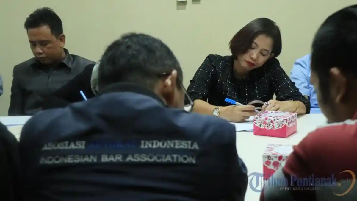 FOTO: Upaya Diversi Ditolak Kuasa Hukum Audrey - pertemuan-antara-pengacara-korban-dengan-pengacara-pelaku-bersama-penyidik14.jpg