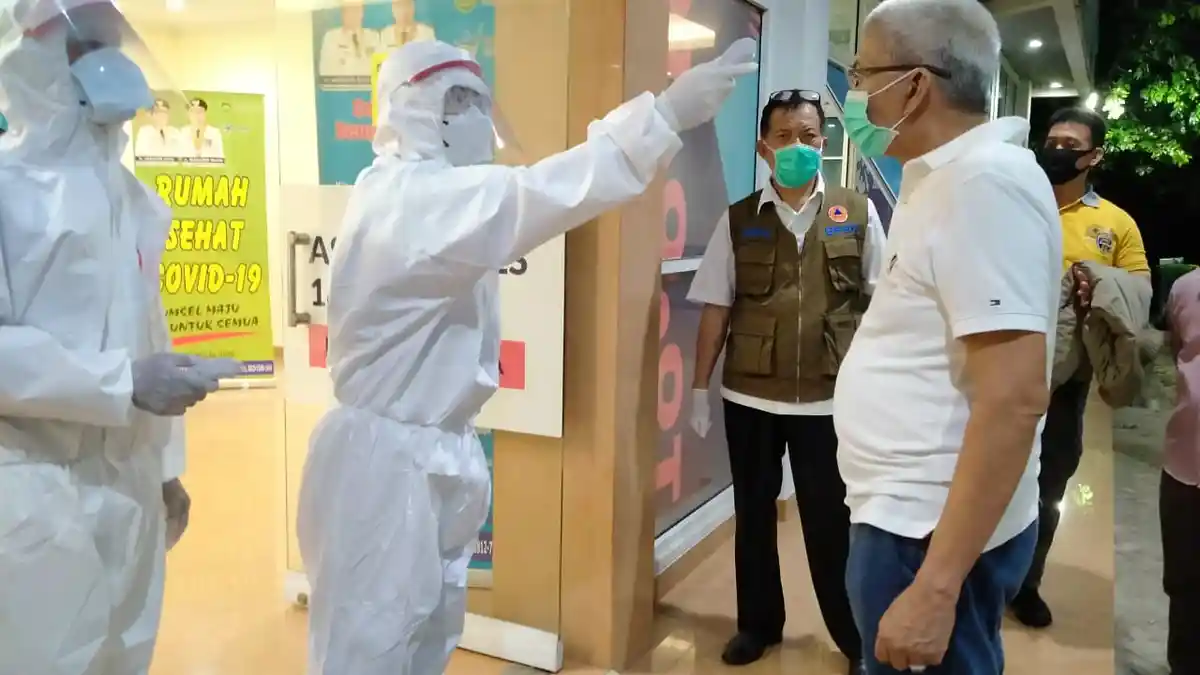 Ratusan Santri Gontor Jalani Pemeriksaan di ODP Center
