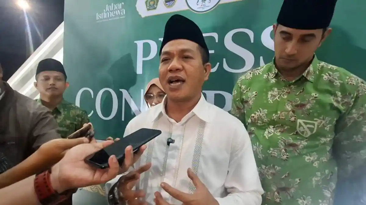 Sindir Halus Dedi Mulyadi, Bupati Bandung Banggakan Program Maghrib Mengaji: Jangan Dibawa ke Barak