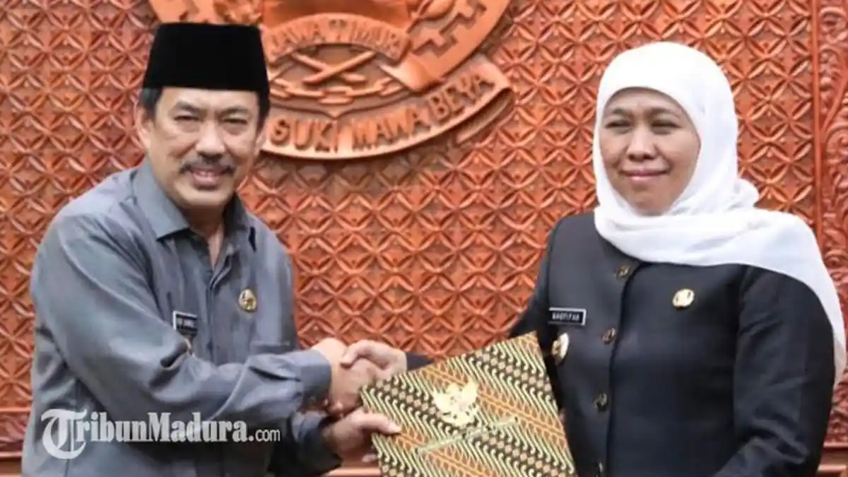 Saiful Ilah Kena OTT, Gubernur Khofifah Serahkan SPT Plt Bupati Sidoarjo ke Nur Ahmad Syaifuddin