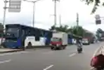 Banjir Deretan Bus TransJakarta Tidak Beroperasi