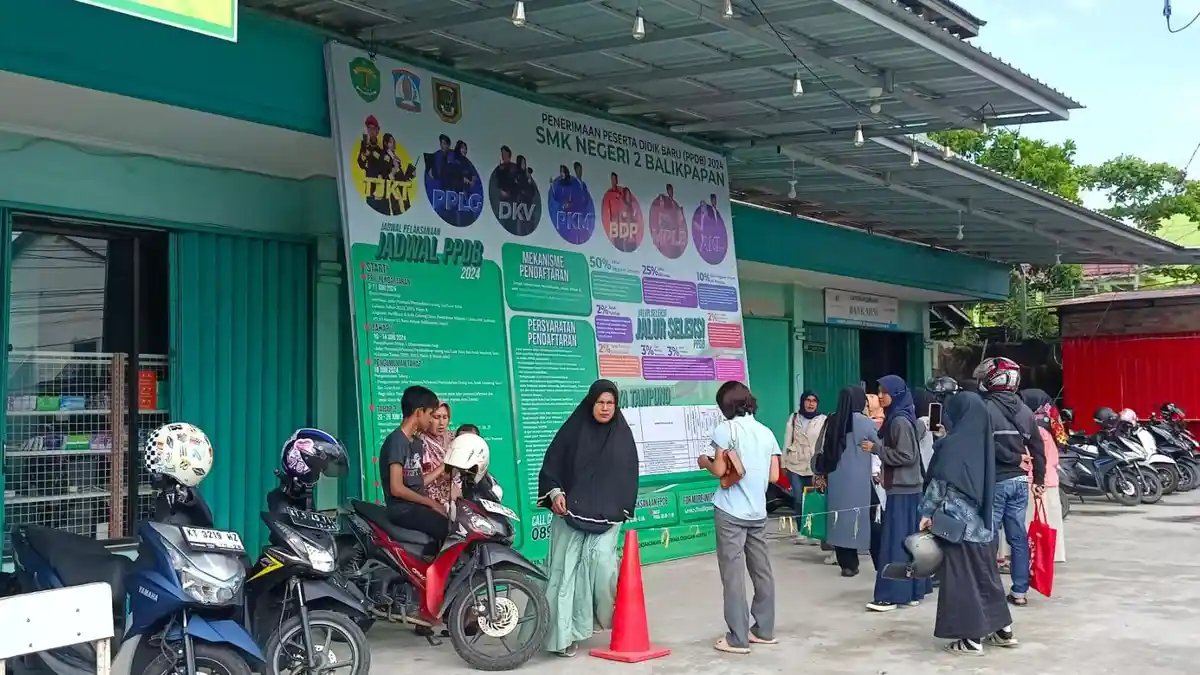 Hari Pertama Pendaftaran PPDB di SMKN 2 Balikpapan, 50 Persen Dibuka untuk Kuota Reguler