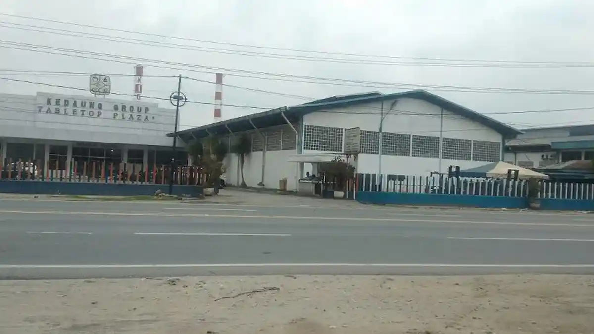 PERUSAHAAN Bungkam, 2 Karyawannya Tewas dalam Kecelakaan Kerja, Satpam PT Kedaung Larang Wartawan