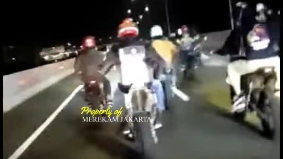 Terobos Jalan Tol Karena Kondisi Malam dan tidak Membaca Plang, Komunitas Motor Minta Maaf