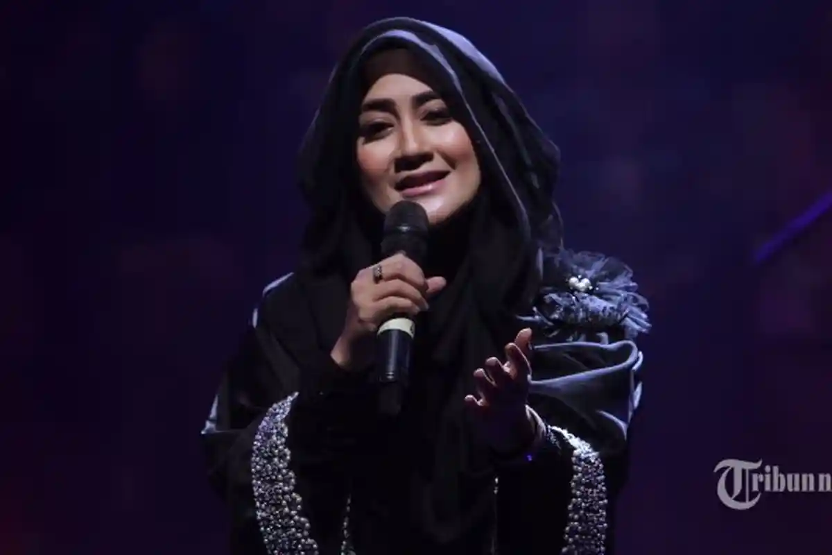 Memang Single Parent 4 Anak, Tapi Tajir Melintir, Ini Segudang Pabrik Uangnya Umi Pipik IstriAlm Uje