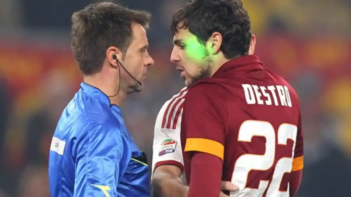 Mattia Destro Diincar AC Milan Meski Sebagai Pemain Pinjaman