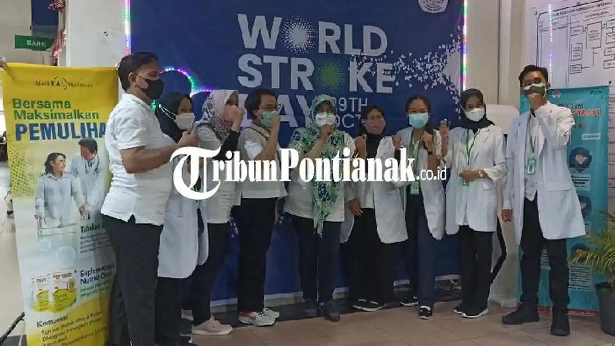 Perdossi dan SMF Saraf RSUD Soedarso Gelar Senam Sehat Pencegahan Stroke dan Skrining Stroke