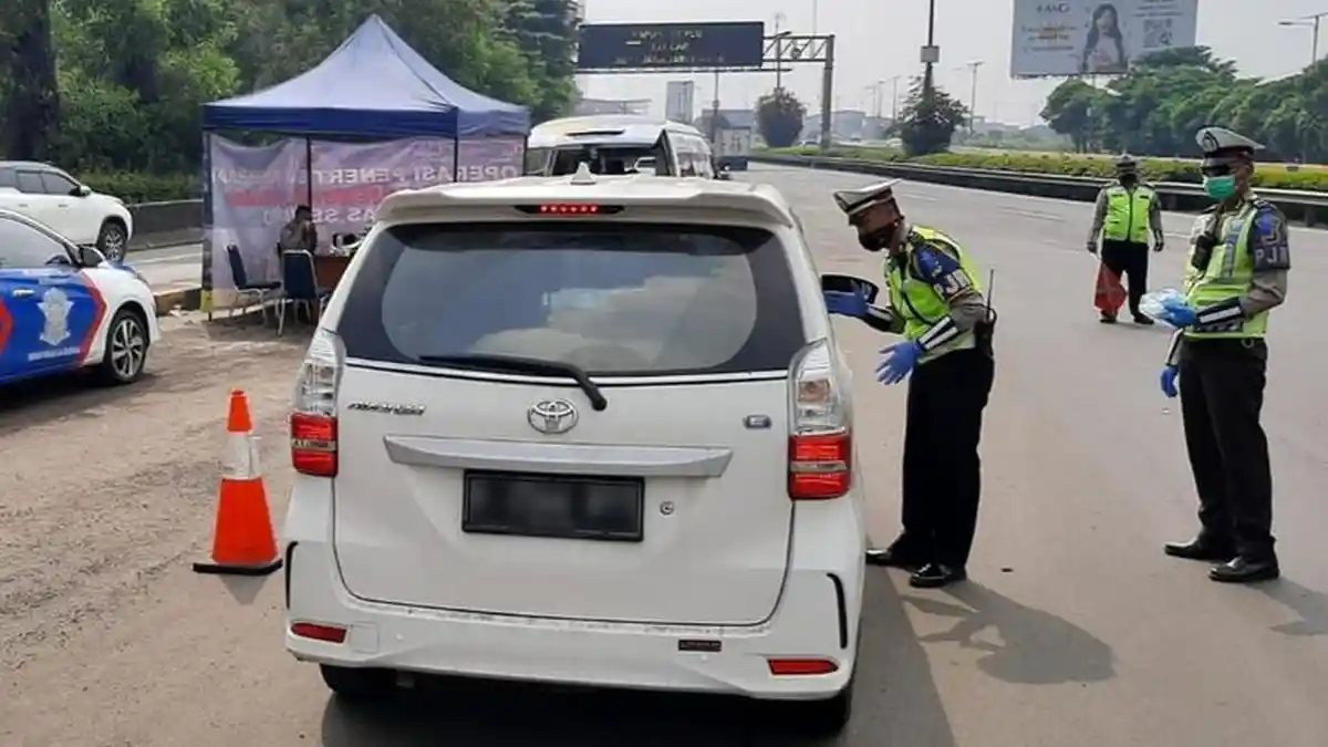 Hari Pertama Penerapan PSBB Jakarta, 81 Kendaraan Masih Langgar Aturan