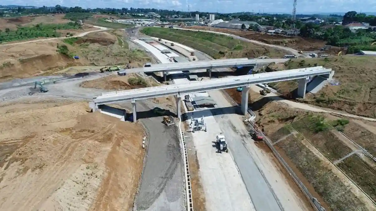 Investor dalam dan Luar Negeri Lirik Tol Milik Waskita Karya