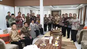 bersama-Pj-Kepala-Daerah-lainnya-lakukan-audiensi-bersama.jpg