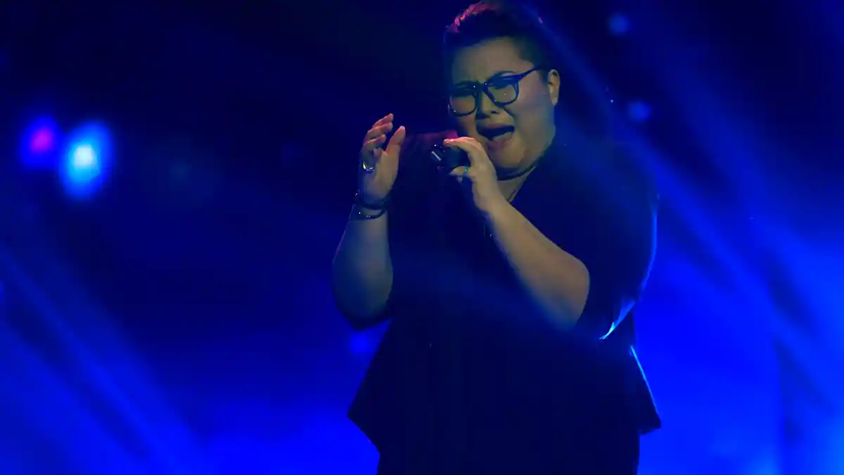 Yuka Tereliminasi dari Indonesian Idol 2014