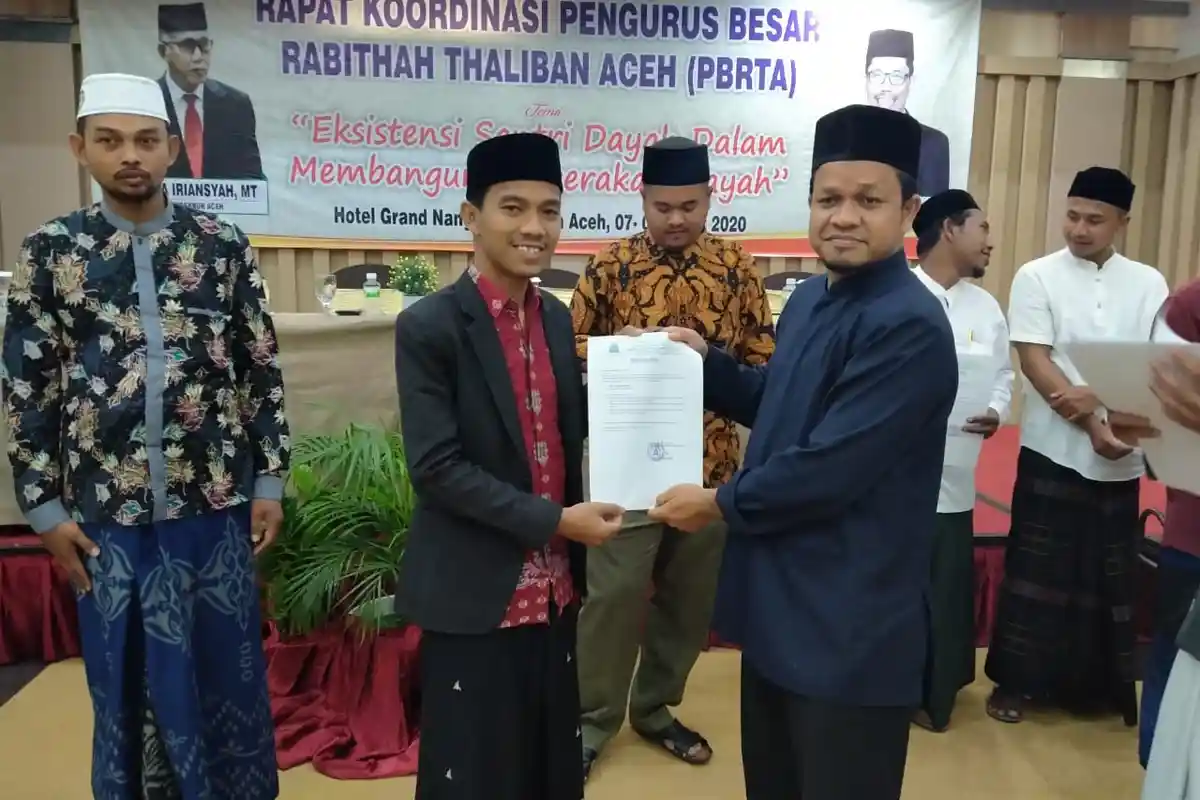 Pengurus Besar RTA Beri Mandat kepada 15 Santri untuk Bentuk Cabang