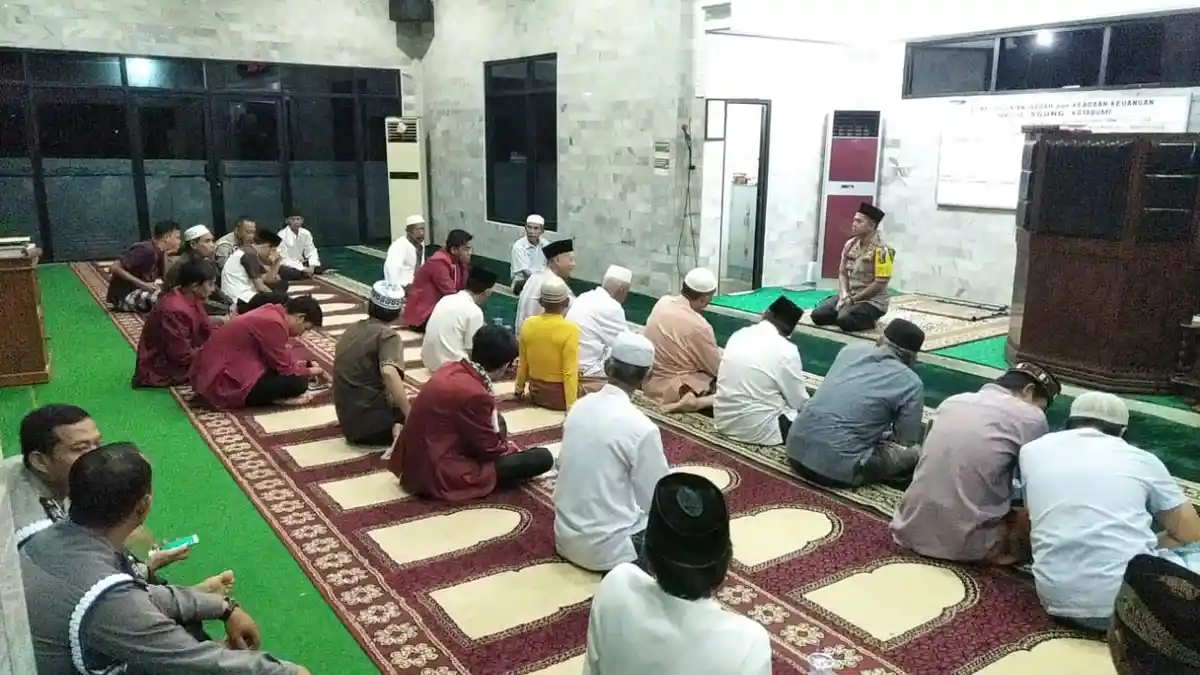 Gandeng IMM Kotabumi, Kapolres Lampung Utara Gelar Safari Subuh