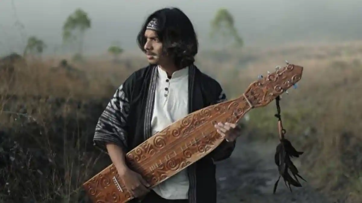 Profil Alffy Rev Pencipta Video 'Wonderland Indonesia' yang Tranding