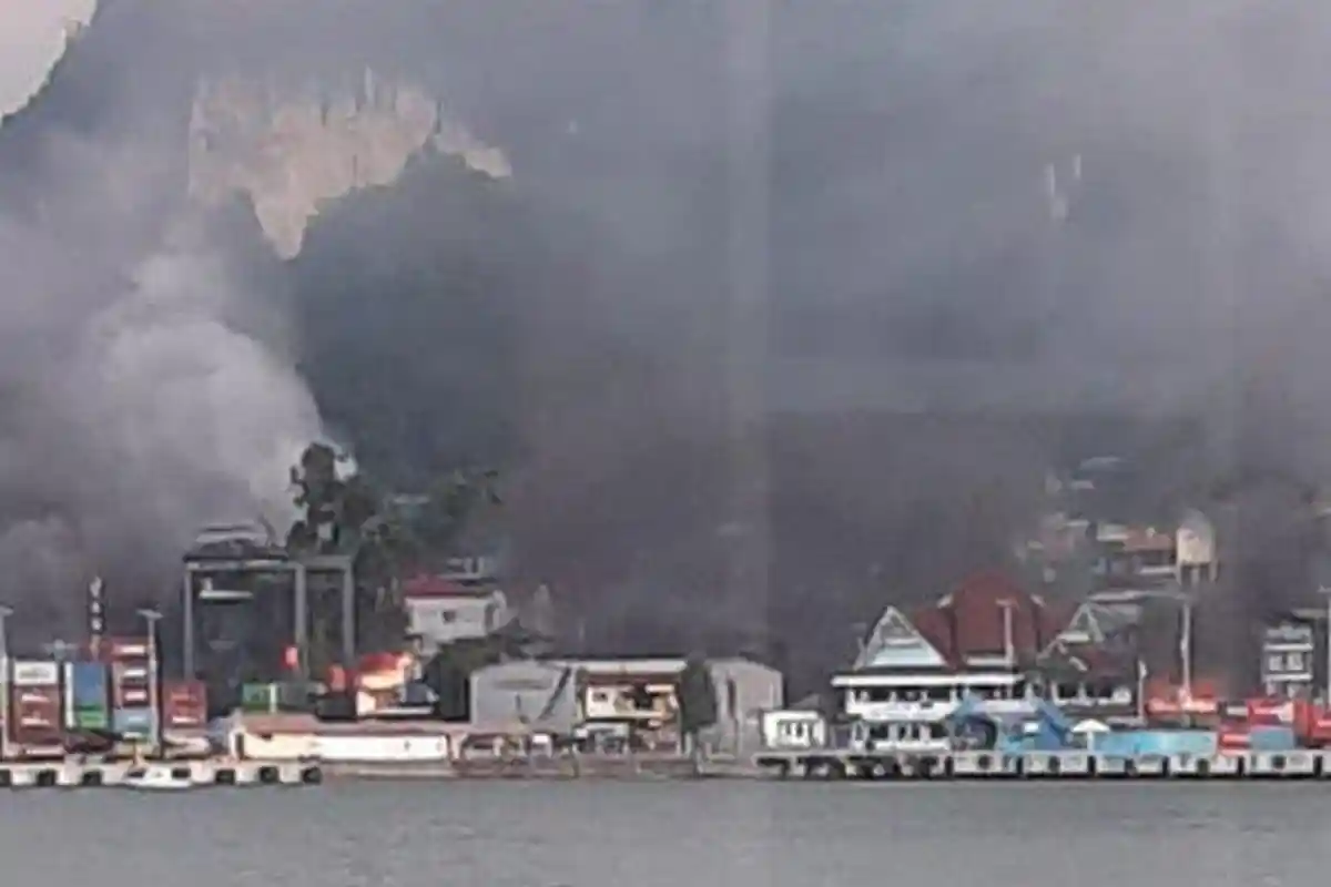 Sederet Dampak Rusuh di Papua: Warga Trauma, Jaringan Lumpuh, Razia, hingga Penjarahan