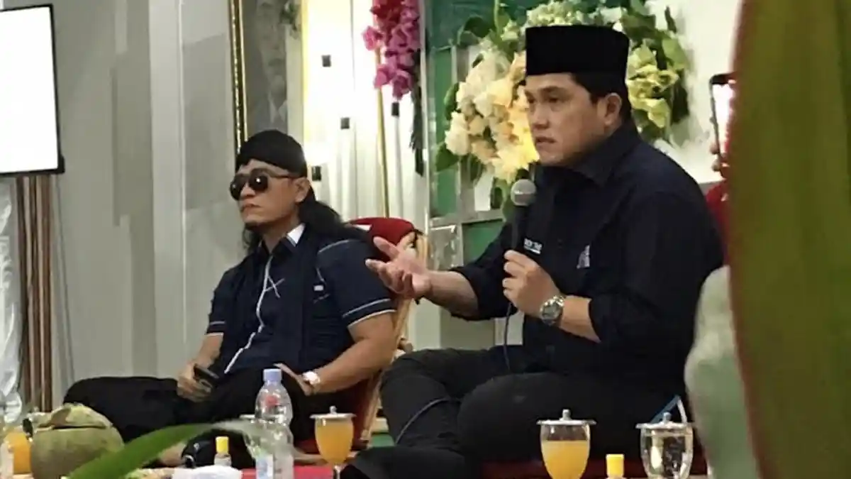 Menteri Erick Thohir dan Gus Miftah Beri Pesan untuk Mahasiswa Unhasy, Ungkap Soal Perubahan