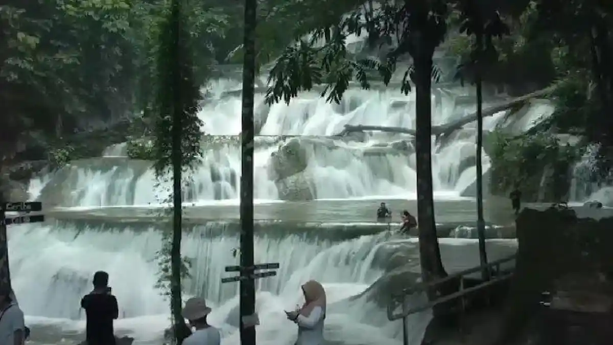 Air Terjun Moramo di Konawe Selatan, Ini Lima Fakta Pesonanya