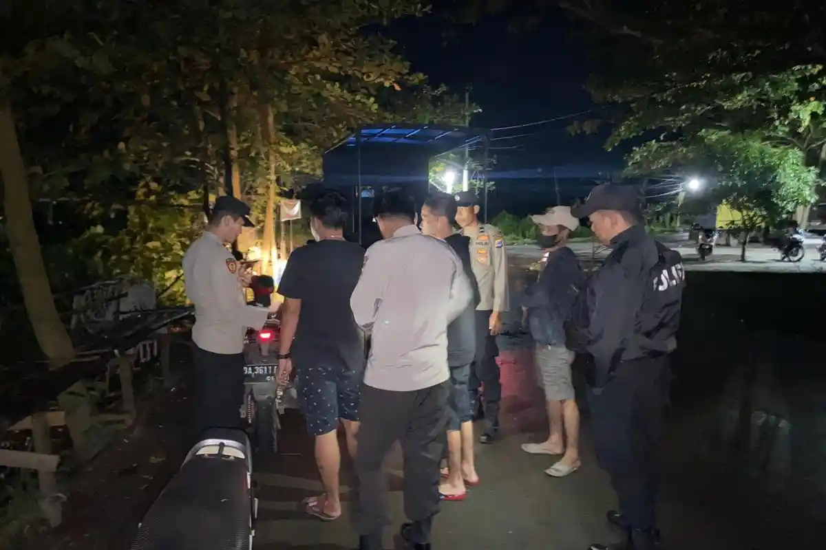 Tindaklanjut Jumat Curhat, Polsek Amuntai Tengah HSU Jaring Tiga Pemuda Konsumsi Minuman Beralkohol