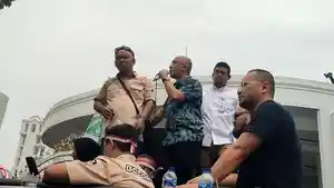 Perwakilan-Aplikator-Grab-Maxim-Gojek-bersama-Gubernur-Sumut-Bobby.jpg