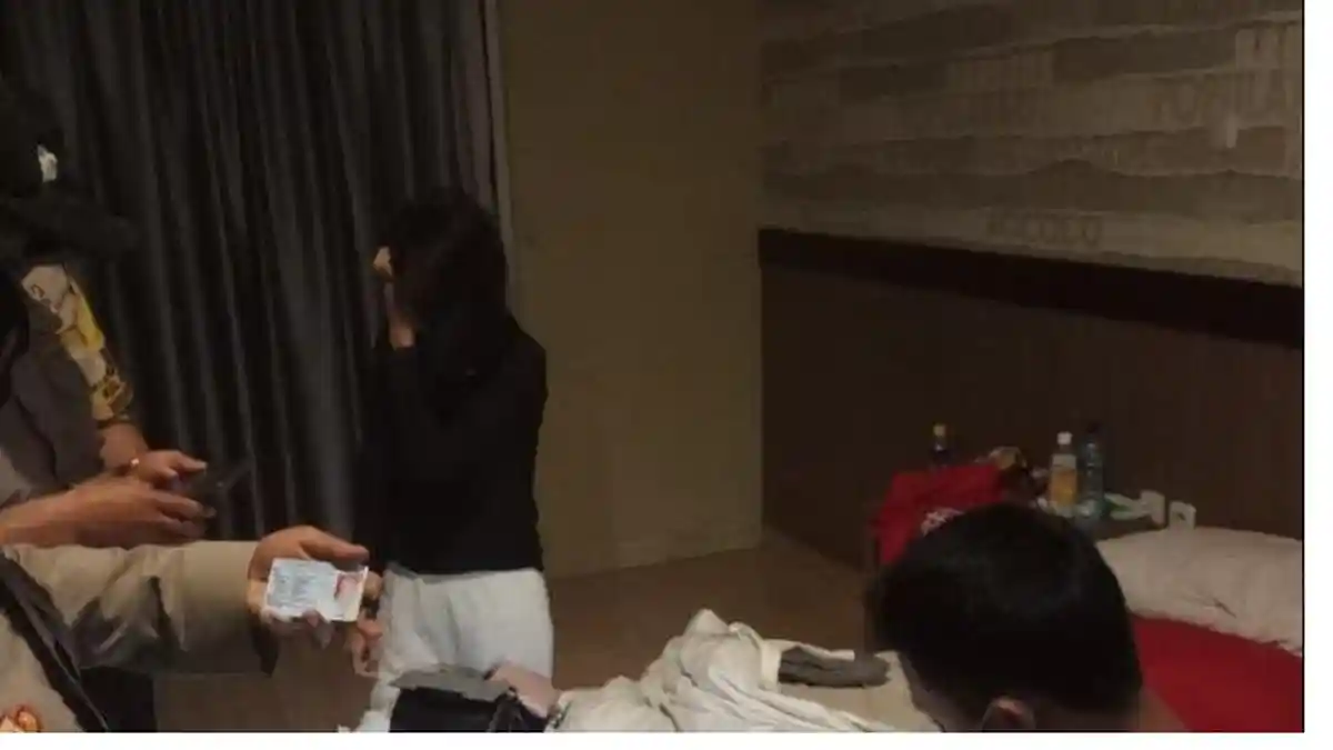 Masih 18 Tahun Gadis Muda Bisnis Bilik Asmara, Tarif 20 Ribu Per Jam, Terbongkar Pasangan Selingkuh