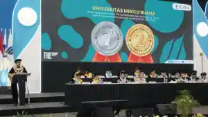 Wisuda-UMB-bhs.jpg