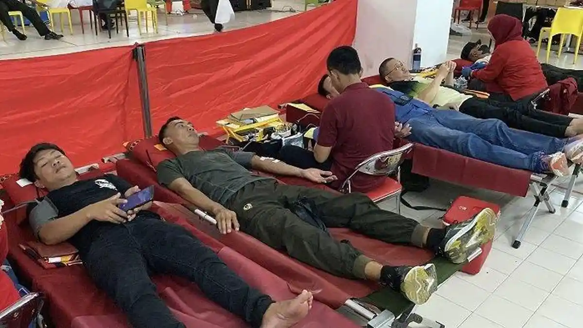 Tribun-Lions Club Makassar Kumpulkan 215 Kantong Darah