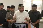 LKAAM-Pasaman-Barat-Saat-Menggelar-Konferensi-Pers.jpg