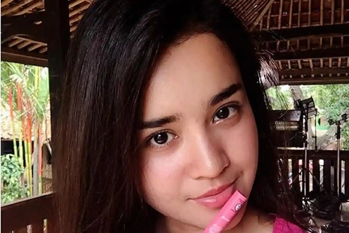 Artis Cantik Ini Berjuang Habis-habisan Lepas Status Jomblo, Sampai Lakukan Ritual Khusus