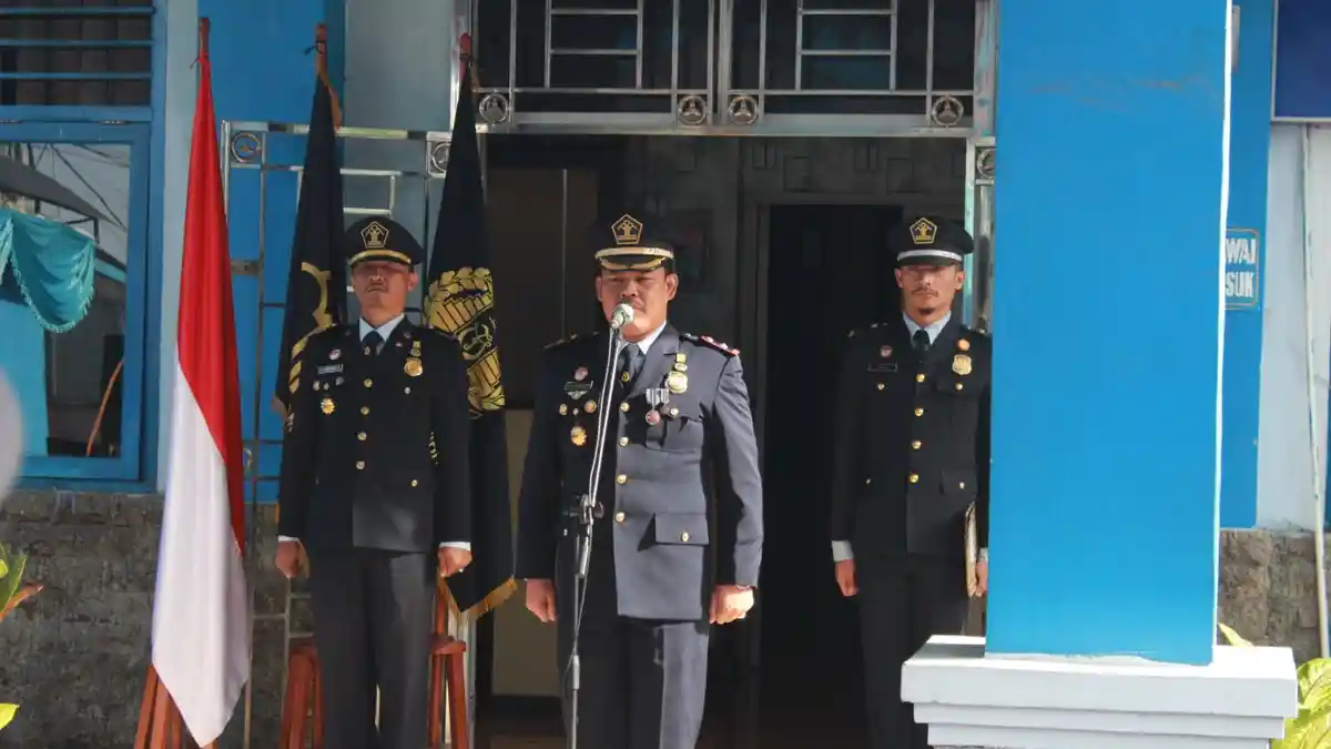 Keseruan Hari Bhakti Imigrasi ke-73, Kantor Imigrasi Sibolga Lakukan Pelepasan Balon ke Udara