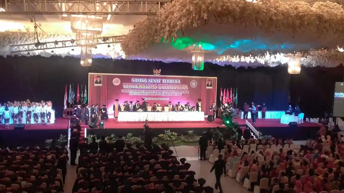 Rektor Universitas Surakarta : Jangan Pernah Berhenti Belajar